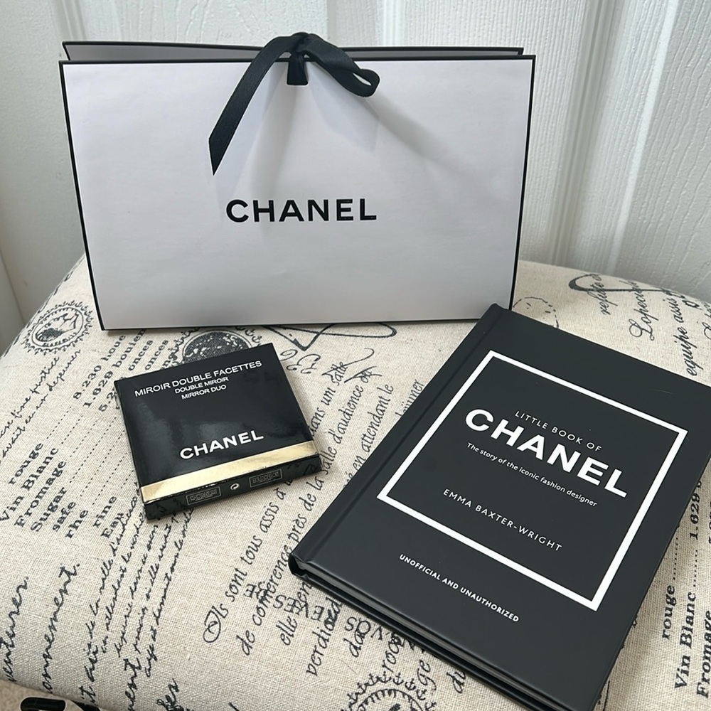Chanel Compact Beauty Mirror w/Chanel Box -New Condition.  Mirror Color Red